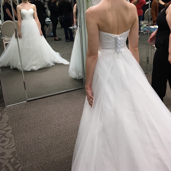 NWT Sweetheart Tulle Ball Gown Wedding Dress Size 0 (David’s Bridal) - Picture 4 of 4